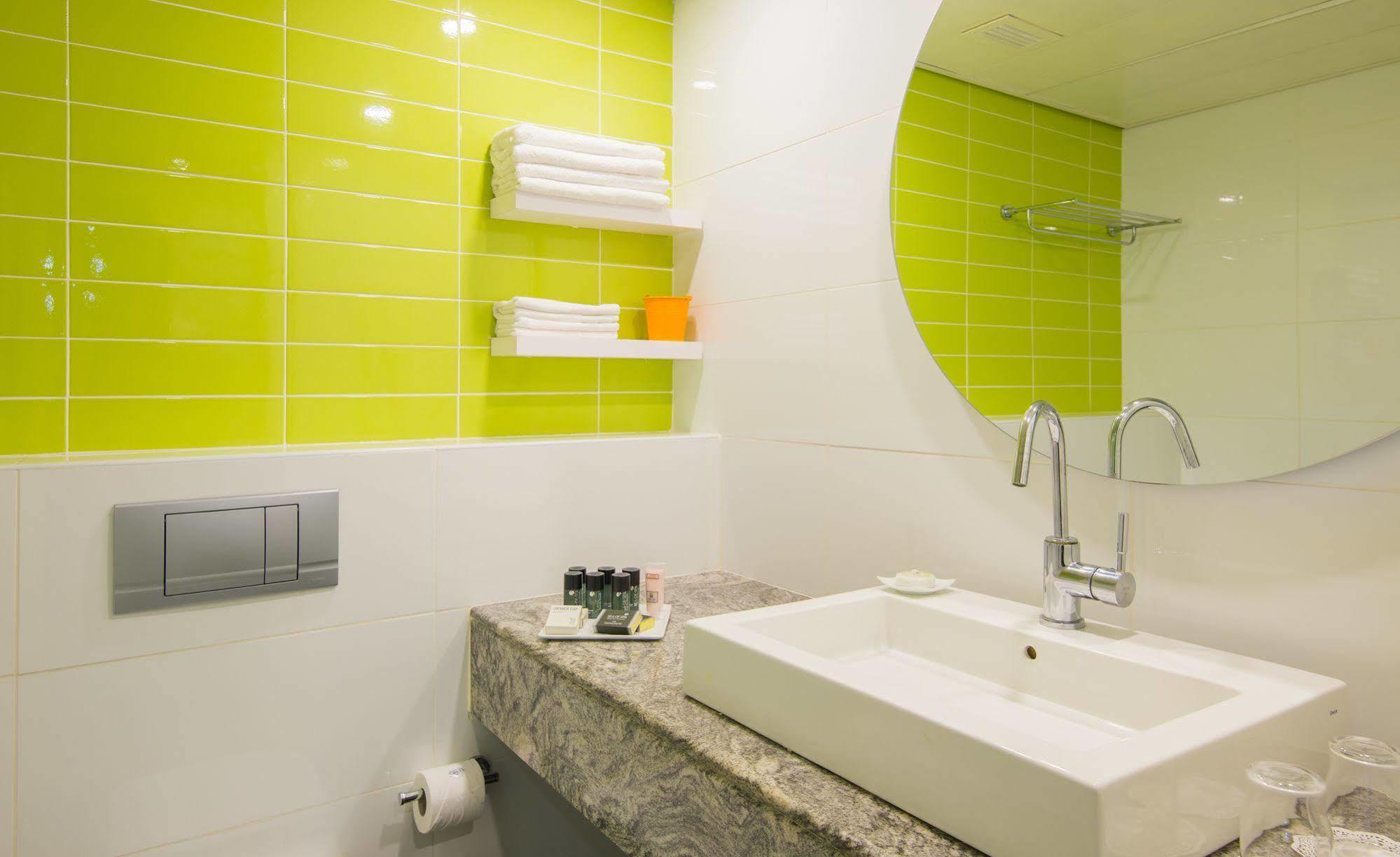 Jewel Tlv Hotel Tel-Aviv Kültér fotó